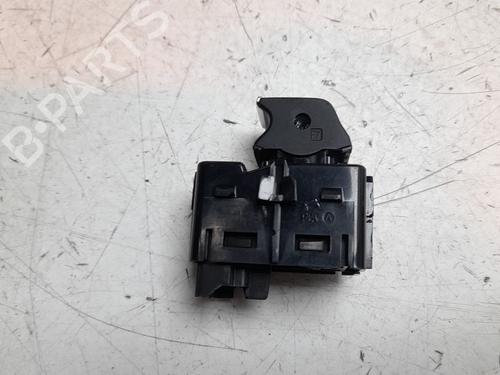 Comutador vidro trás esquerdo FORD KUGA III (DFK) 2.5 Duratec Plug-in-Hybrid (152 hp) 31093379