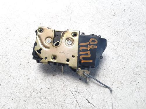 Serrure avant droite CITROËN XSARA PICASSO (N68) 2.0 HDi (90 hp) 25478193