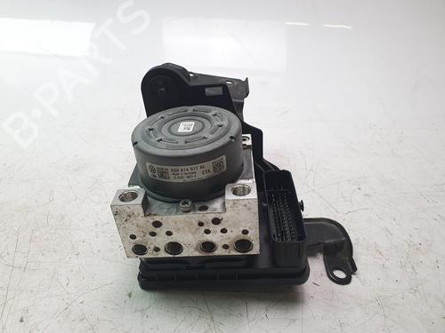 Used ABS pump VW GOLF VII (5G1, BQ1, BE1, BE2) 1.4 GTE Hybrid (204 hp) 25482795