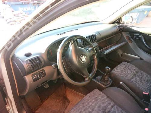 Brake master cylinder SEAT LEON (1M1) 1.9 TDI | BP3204574M77 