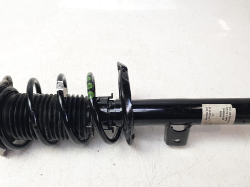 Used Right front shock absorber Right front shock absorber MERCEDES-BENZ A-CLASS (W177) A 200 (177.087) (163 hp) 25784364 25784364