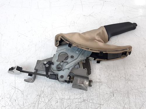 Parkbremsarm/handtak BMW 3 (E90) 318 d (143 hp) 17109784
