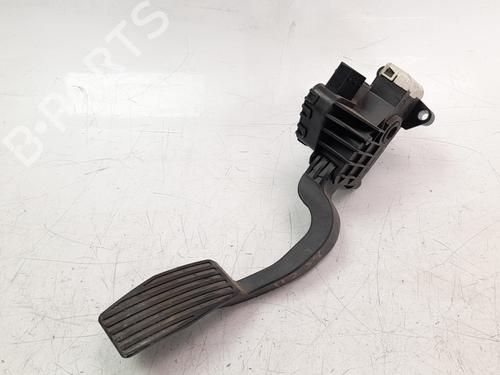 Used Pedal OPEL CORSA E (X15) [2014-2025]  13811870