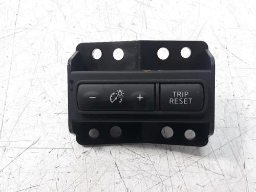 Used Switch NISSAN QASHQAI II SUV (J11, J11_) [2013-2025]  17120346