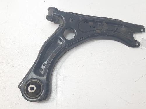 Used Right front suspension arm VW POLO VI (AW1, BZ1, AE1) 1.0 TSI (95 hp) 26548478