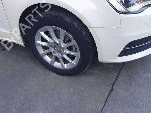 Used Right front steering knuckle AUDI A3 Sportback (8VA, 8VF) 1.6 TDI (105 hp) 22229516