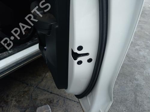 front-right-lock-mg-mg-zs-suv-azs1-2017-34194583 main image