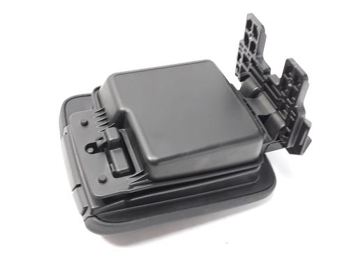 Armrest / Center console VOLVO C30 (533) 2.0 D | BP7154345I20 