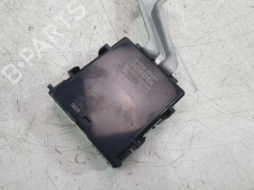 Used Electronic module Electronic module TOYOTA YARIS (_P21_, _PA1_, _PH1_) 1.5 (MXPA11) (125 hp) 32773927 32773927