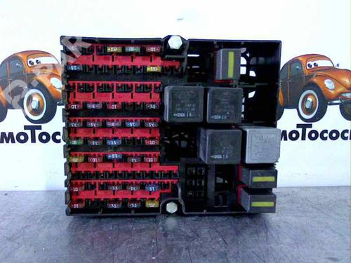 Used Fuse box FORD FIESTA V (JH_, JD_) [2001-2014]  1331381
