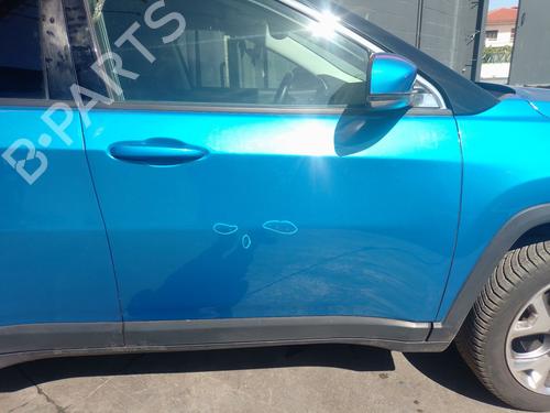 Used Right front door Right front door 39549426 39549426