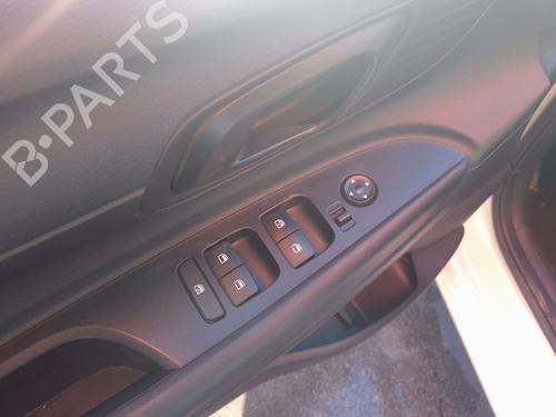 Used Left front window switch Left front window switch HYUNDAI i20 III (BC3, BI3) 1.0 T-GDI (101 hp) 40009784 40009784