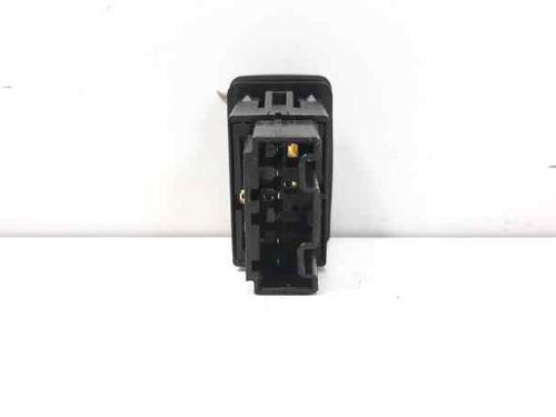 Switch LAND ROVER FREELANDER I (L314)  | BP6646779I30 