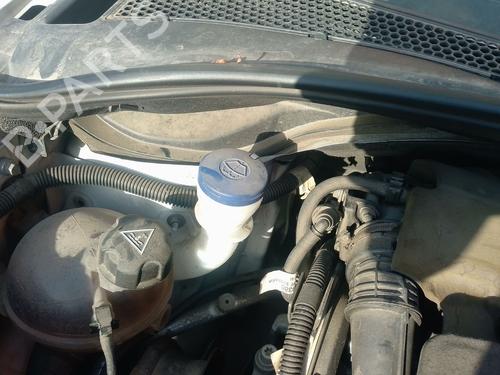Used Windscreen washer tank Windscreen washer tank 38238757 38238757