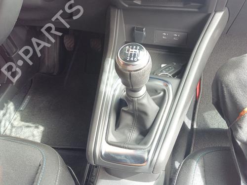Used Gear lever RENAULT CAPTUR II (HF_) TCe 90 (HFM6) (91 hp) 28424354