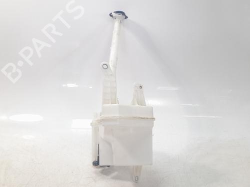 Used Windscreen washer tank TOYOTA C-HR (_X1_) 1.8 Hybrid (ZYX10_, ZYX11_) (98 hp) 25340167