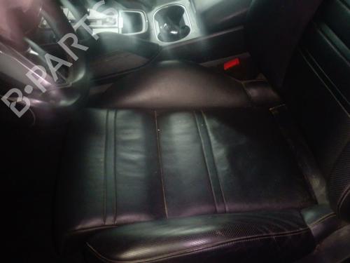 left-front-seat-porsche-cayenne-9ya-2017-39728391 main image