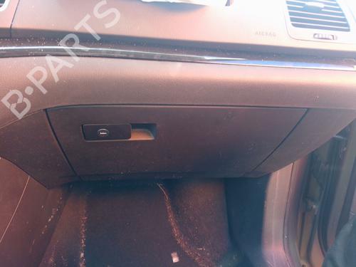 Used Glove box SEAT ALHAMBRA (710, 711) [2010-2022]  32747824