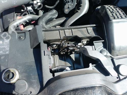 hjelmlås hjelmlås RENAULT ARKANA I (LCM_, LDN_) 1.3 TCe 140 (LDN0) (140 hp) 33975210 33975210