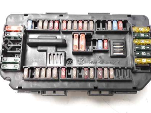 Used Fuse box BMW 1 (F21) 118 d (143 hp) 6411622