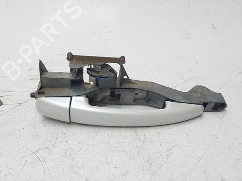 Used Front right exterior door handle PEUGEOT 2008 I (CU_) [2013-2025]  11810643
