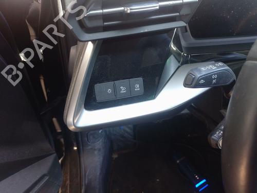Commande de phare AUDI A3 Sportback (8YA, 8YF) [2019-2026]  32361556