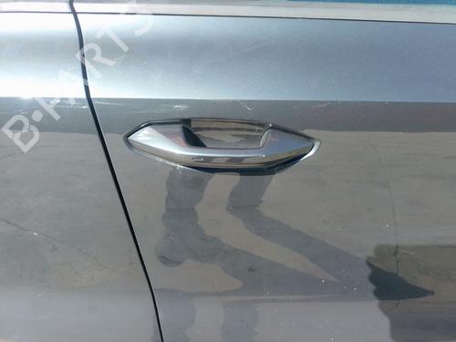 Højre fortil udvendigt håndtag AUDI A3 Sportback (8YA, 8YF) [2019-2026]  32361557