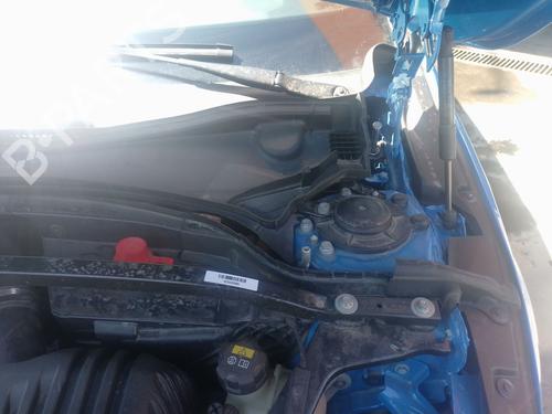 Used Engine control unit (ECU) Engine control unit (ECU) 39398370 39398370