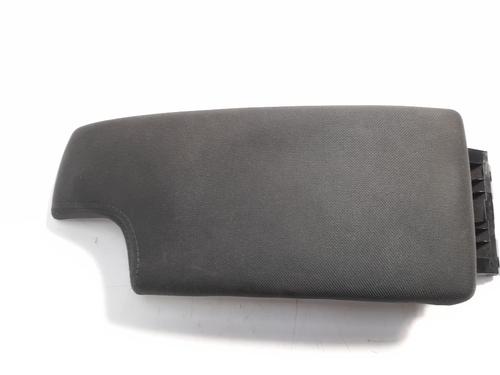armrest-center-console-renault-megane-iii-hatchback-bz01_-b3_-15-dci-2008-8048238 main image