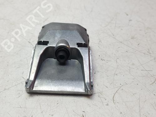 Used Camera Camera PEUGEOT 208 II (UB_, UP_, UW_, UJ_) 1.2 PureTech 100 (101 hp) 32442977 32442977