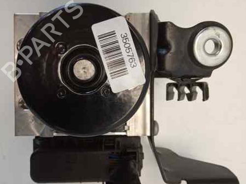 Used ABS pump VOLVO XC60 I SUV (156) D3 (150 hp) 4511421