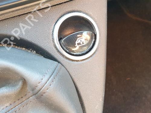 Used Right front window switch FIAT 500 (312_) 1.0 Mild Hybrid (312.AYD1B) (69 hp) 18854229