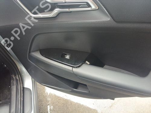 BP29966165I28 main image