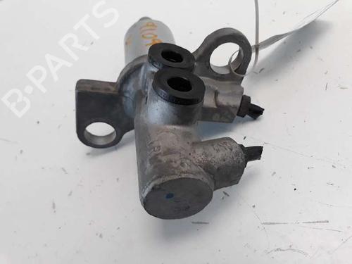 Used Brake master cylinder AUDI A4 B7 (8EC) 2.5 TDI (163 hp) 1608121