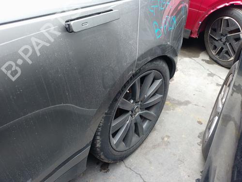 Used Left rear steering knuckle Left rear steering knuckle LAND ROVER RANGE ROVER VELAR (L560) 2.0 P300 Si4 4x4 (300 hp) 33272451 33272451