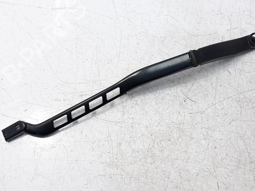 Used Front windshield wiper arm MERCEDES-BENZ M-CLASS (W166) ML 350 BlueTEC 4-matic (166.024, 166.023) (258 hp) 18099920