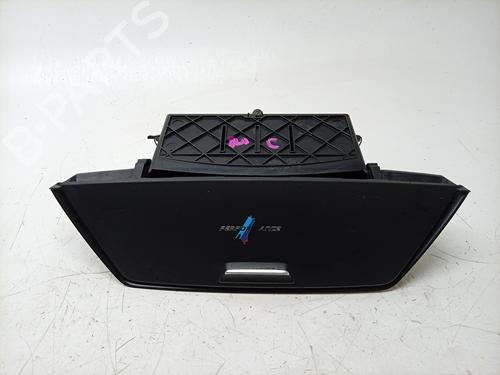 Vano posta oggetti Vano posta oggetti BMW X1 (E84) sDrive 18 d (143 hp) 36994882 36994882