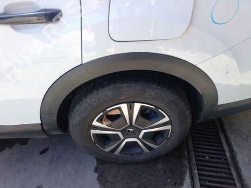 Used Rear left wheel arch trim Rear left wheel arch trim CITROËN C4 X (BD_, BE_, BF_) ë-C4 X (BFZKXC) (136 hp) 33812751 33812751