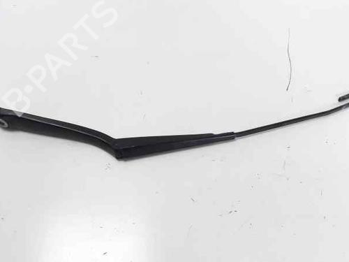 Used Front windshield wiper arm BMW X3 (E83) 2.0 d (150 hp) 6458839