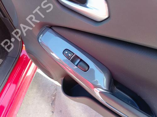 Used Right front window switch NISSAN JUKE (F16_) DIG-T 117 (117 hp) 32868113