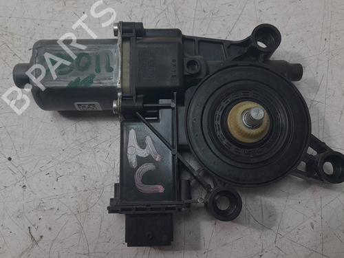 Used Right front window motor ALFA ROMEO STELVIO (949_) 2.9 Q4 (949.AXG2A, 949.AXH2A, 949.AXS2A) (510 hp) 32165409