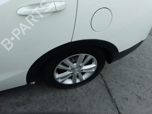 Used Left rear shock absorber SSANGYONG XLV SUV e-XGi 160 (128 hp) 30587106