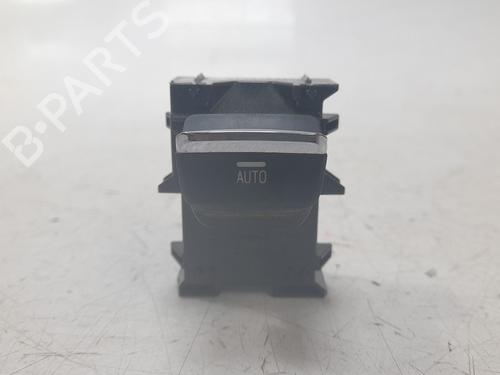 Used Right front window switch Right front window switch SUBARU XV (GT) 2.0 i AWD (GT7) (156 hp) 31929202 31929202