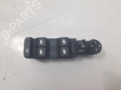 Used Left front window switch OPEL CORSA F (P2JO) 1.2 (68) (101 hp) 26384357