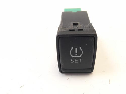 Switch NISSAN JUKE (F15) 1.5 dCi 25195BV80A