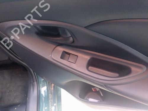 Used Right rear window switch Right rear window switch TOYOTA YARIS (_P21_, _PA1_, _PH1_) 1.5 Hybrid (MXPH10, MXPH11) (116 hp) 33832152 33832152
