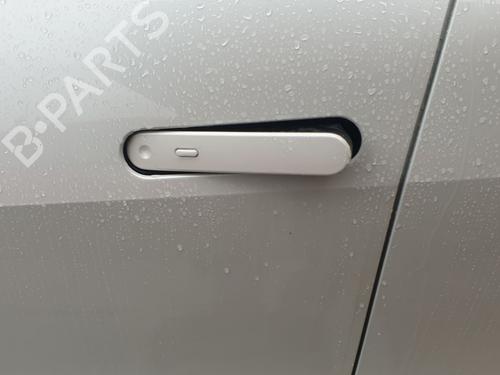 Used Front left exterior door handle TOYOTA C-HR (_X2_, _H2_) Hybrid (ZYX20) (140 hp) 23229984