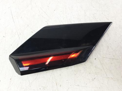 Used Right taillight Right taillight CITROËN C4 III (BA_, BB_, BC_) 1.2 PureTech 130 (BAHNSA, BAHNSB) (130 hp) 34222210 34222210