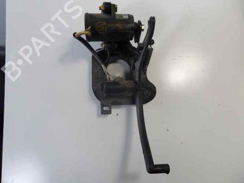 Pedal BMW 3 (E46) 320 d (136 hp) 2245690 | 2245690 | 0205001040 |