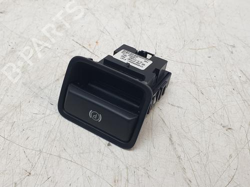 Parkbremsarm/handtak MERCEDES-BENZ A-CLASS (W176) [2012-2018]  16955387